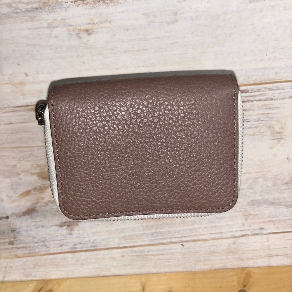 kate spade blue and brown pebbled leather bifold wallet - Picture 4 of 4